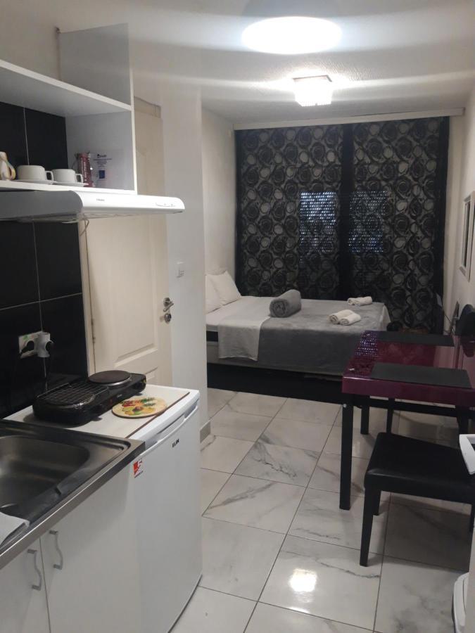 Lilishouse Prenociste Appartement Belgrado Buitenkant foto